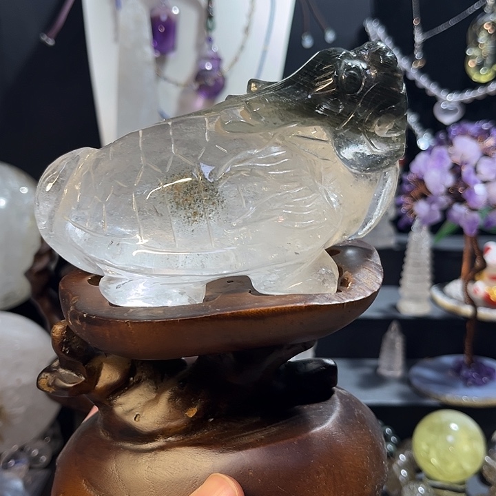颈饰未镶嵌水晶绿色幽灵龙龟摆件