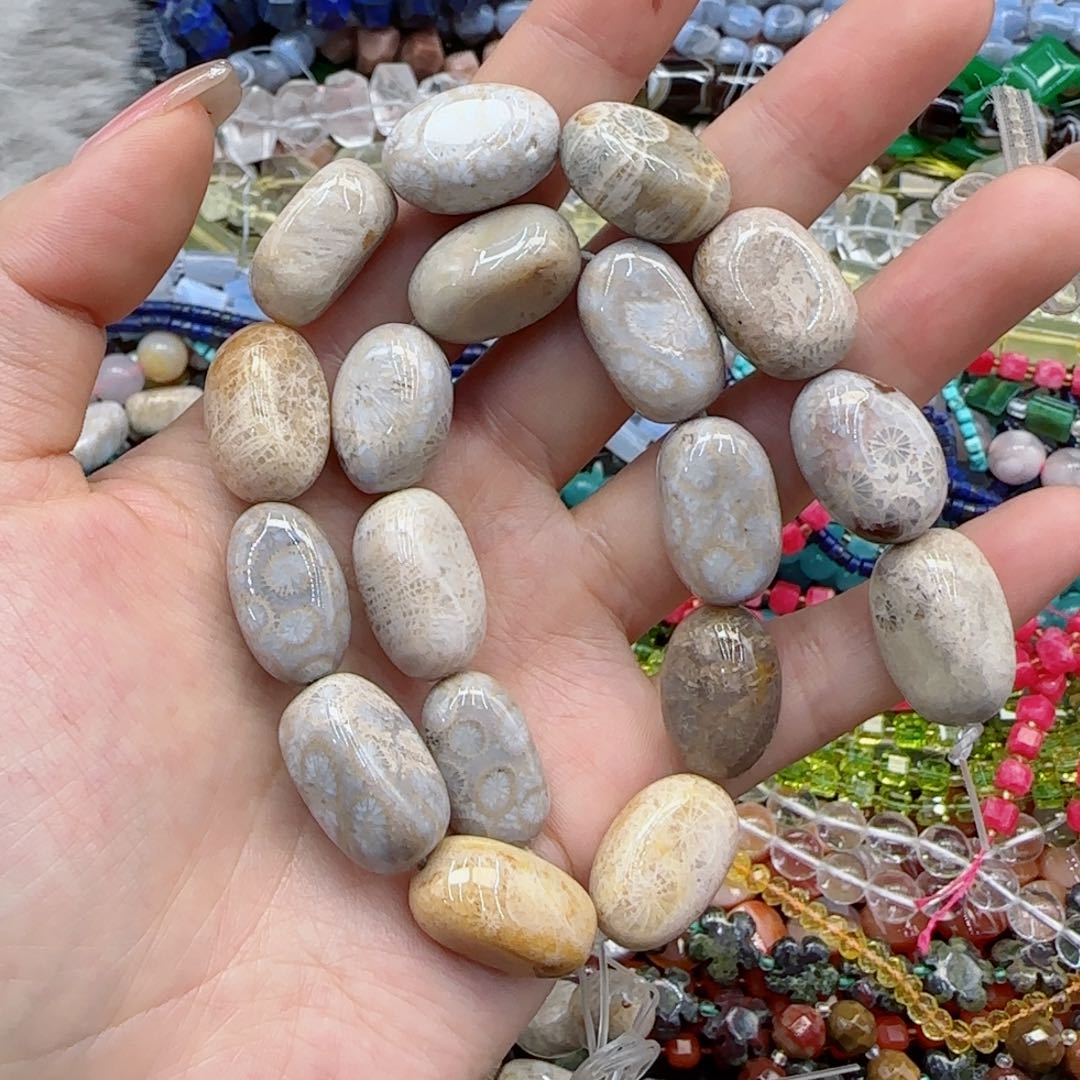 玛瑙/玉髓珠宝半成品未镶嵌珊瑚玉特价一条10×20