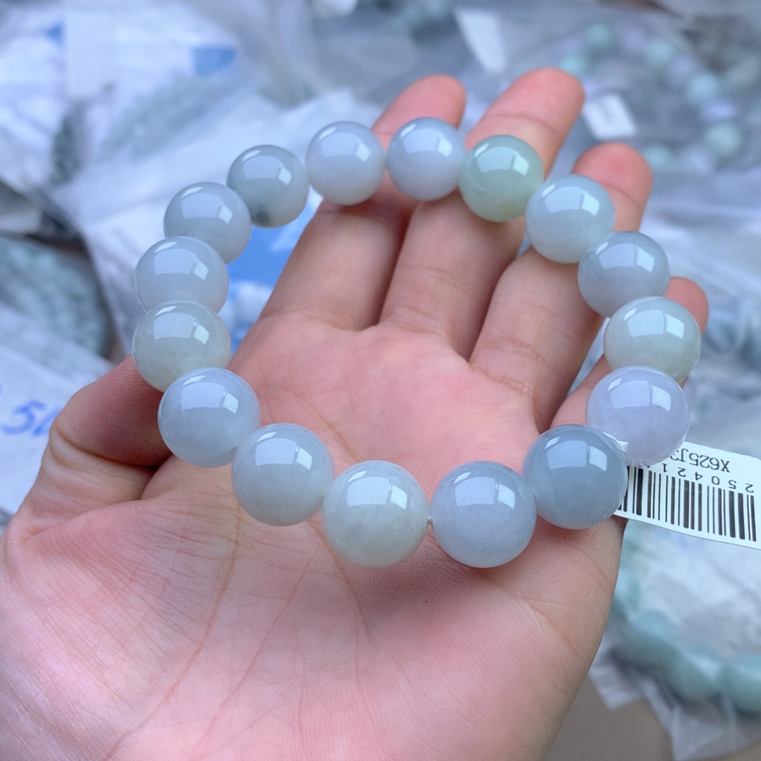 未镶嵌手串定制翡翠