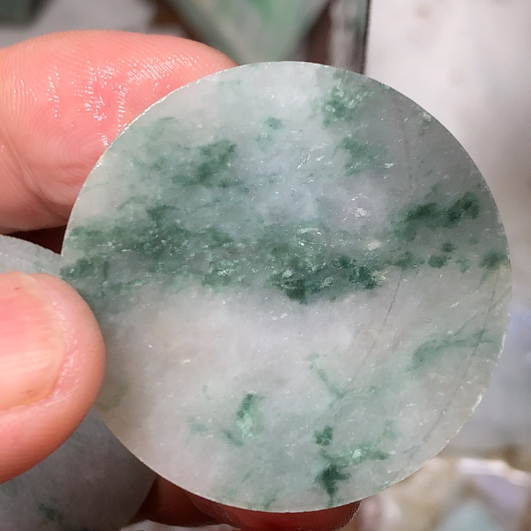 未镶嵌挂件翡翠翡翠原石