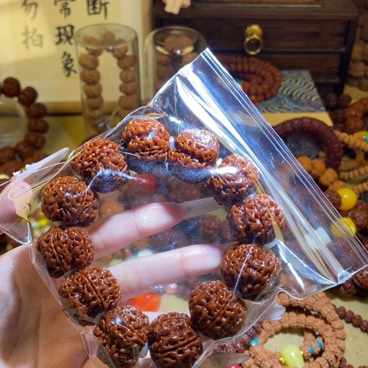 吊坠金刚菩提255玉化素肉