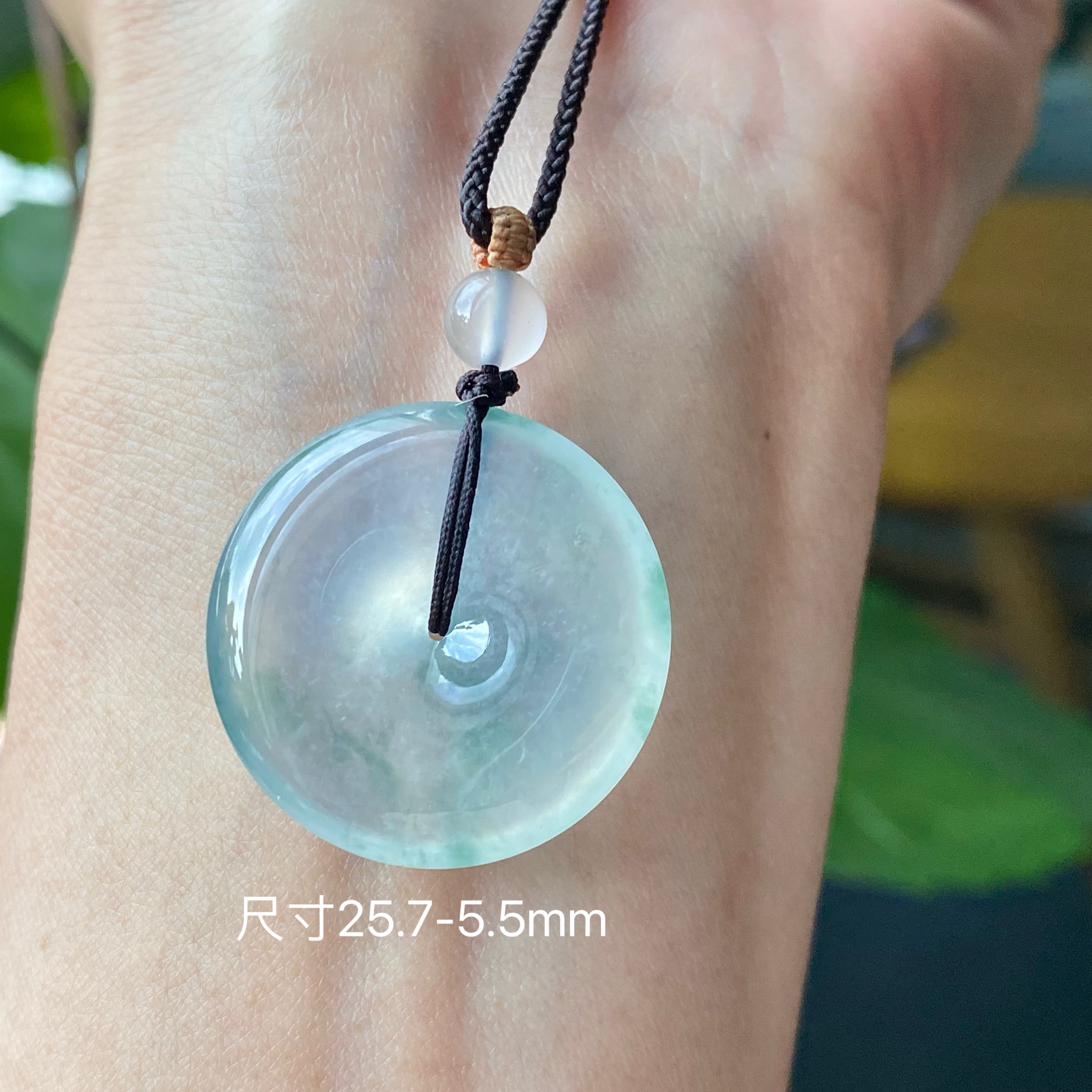 翡翠颈饰高冰种水飘花冰透起光上身透亮清爽翡翠平安扣吊坠