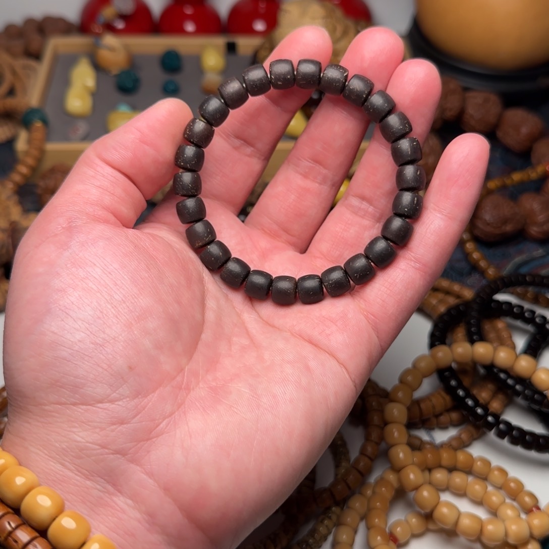 【闪购商品】椰蒂吊坠98椰蒂直切