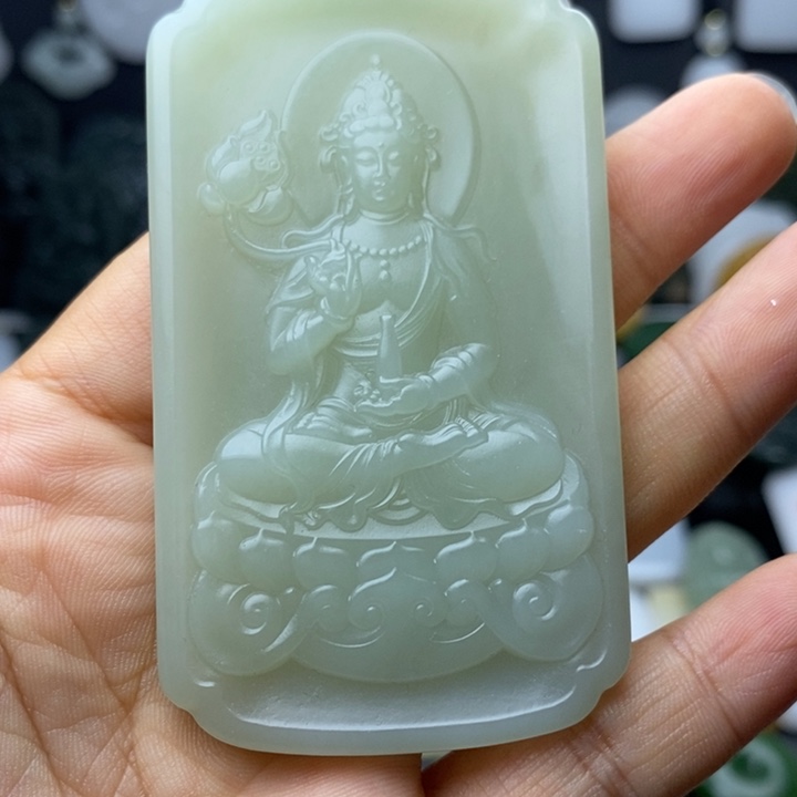 红***馨和田玉未镶嵌颈饰