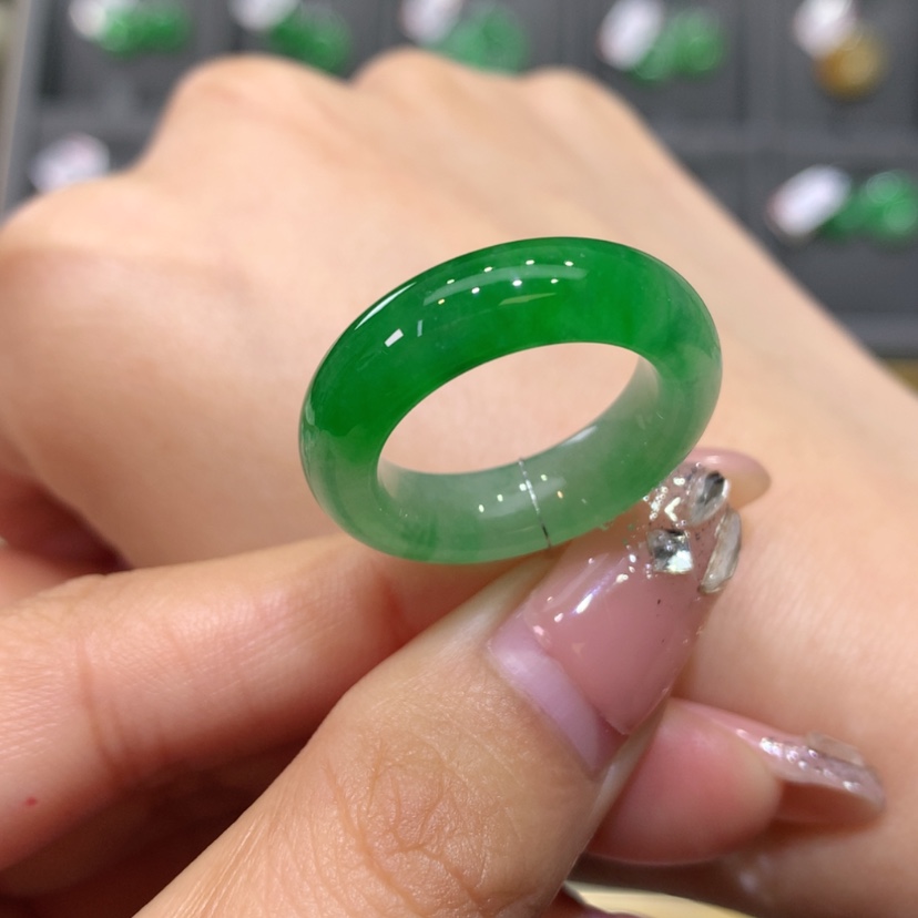 【闪购商品】翡翠戒指未镶嵌14.15号半山水浓阳绿