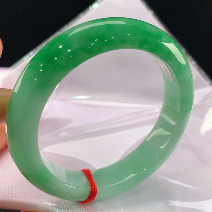 翡翠手镯未镶嵌111-0037