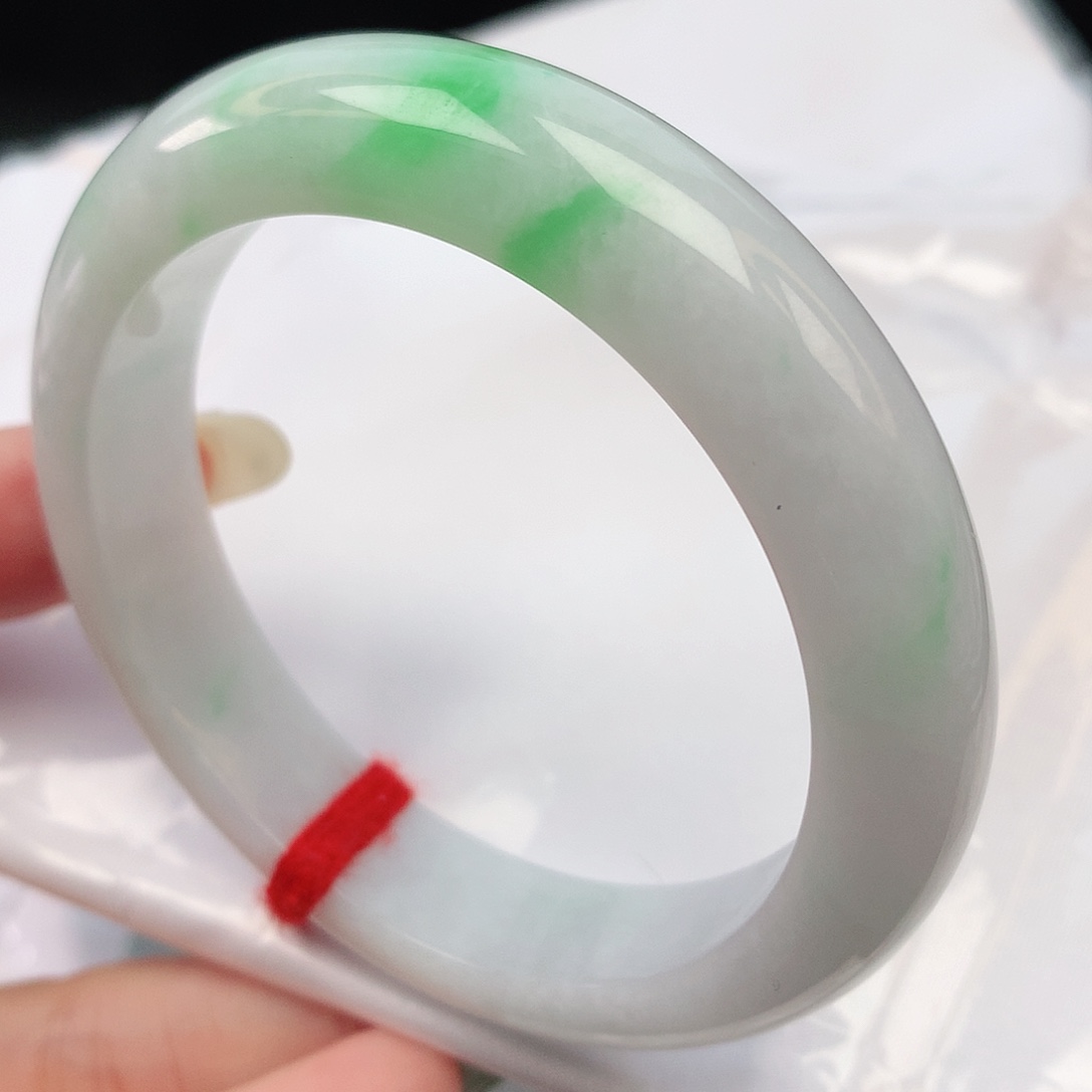 翡翠手镯未镶嵌55圈口882446