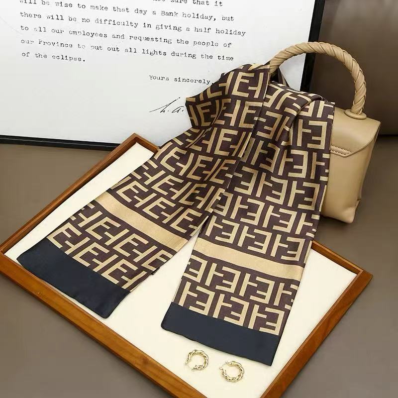 2025L-F小丝巾-S8011(自主品牌)