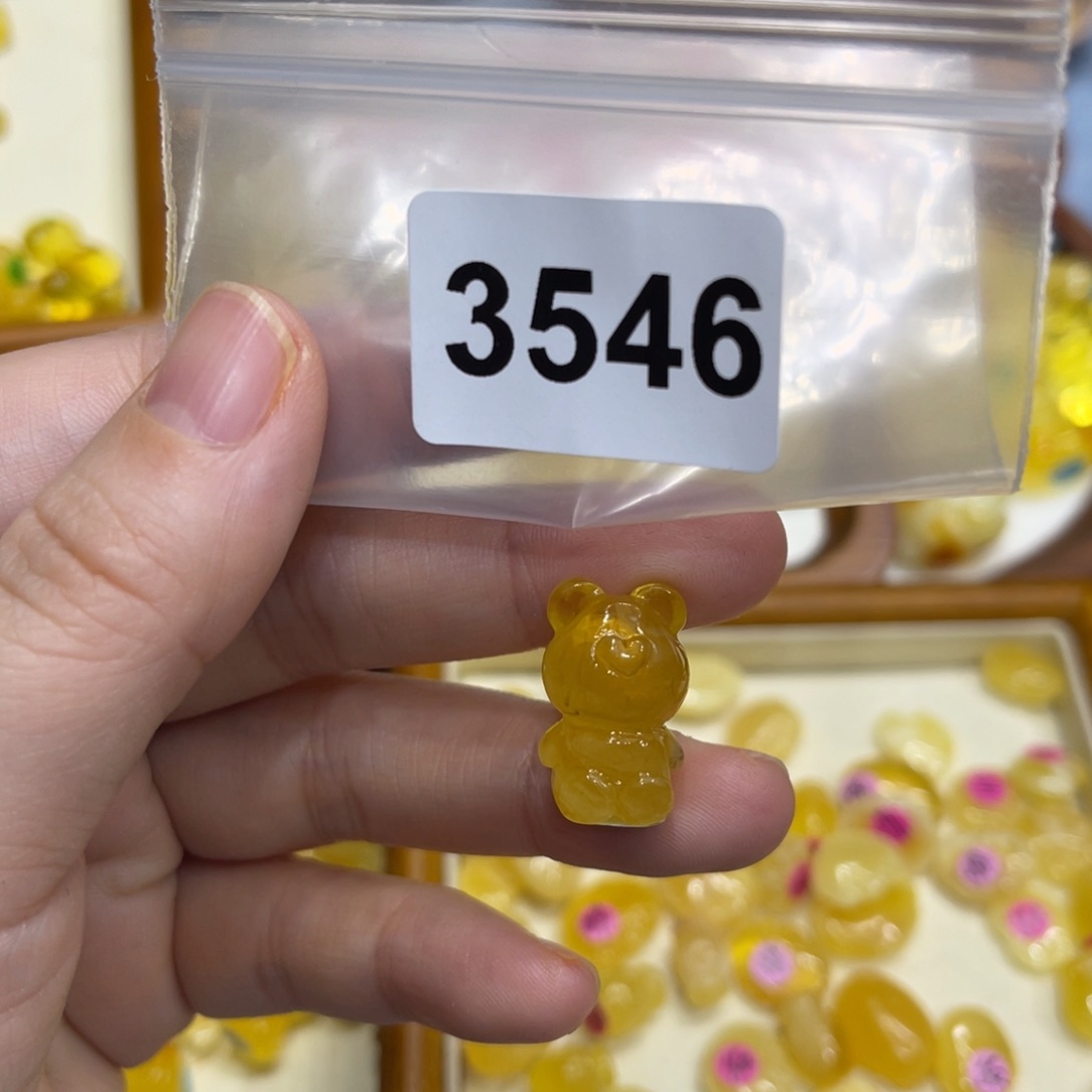 琥珀珠宝奇石未镶嵌