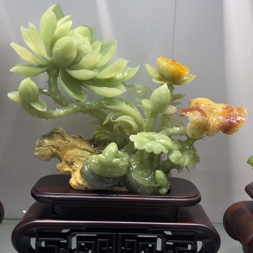 【闪购商品】未镶嵌蛇纹石玉（覆膜）珠宝奇石