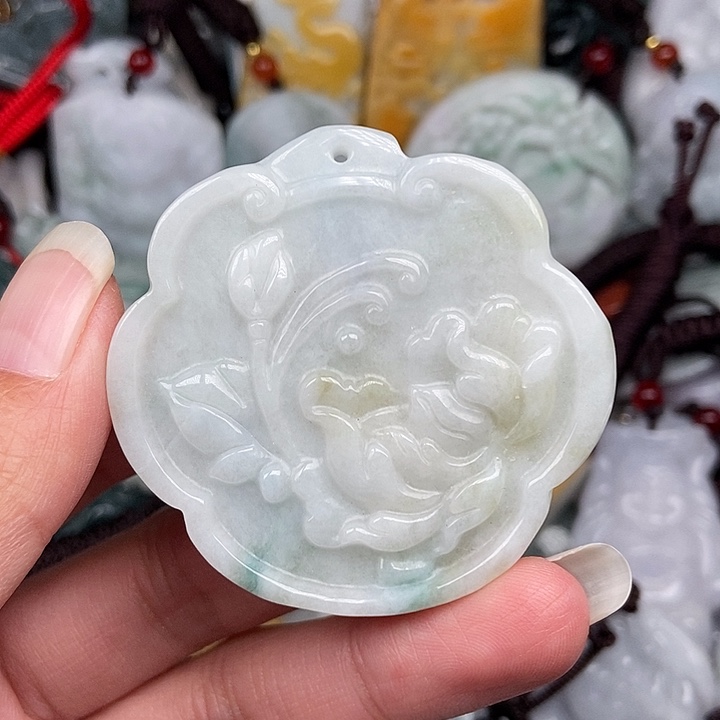 颈饰未镶嵌翡翠翡翠