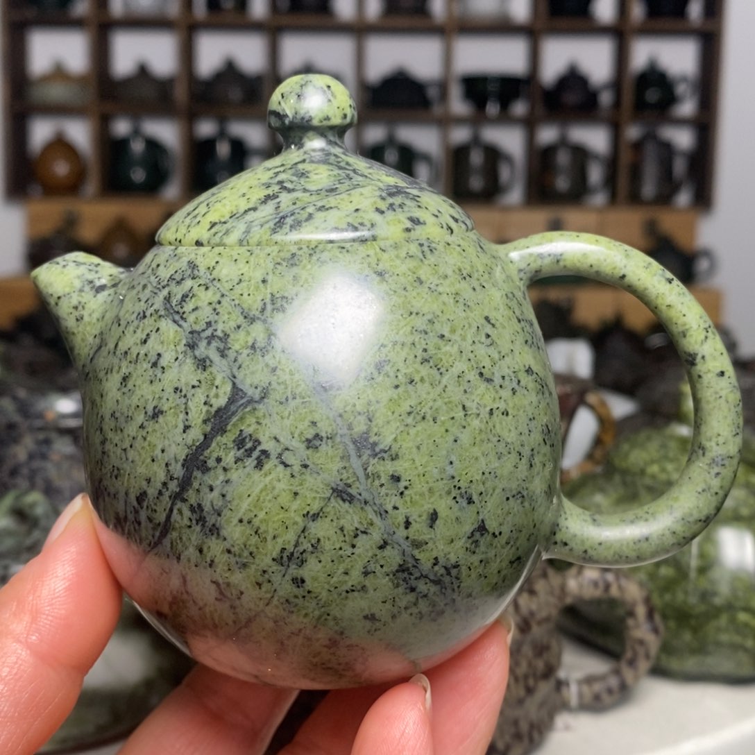 藏玉药王石福利款龙蛋壶210cc