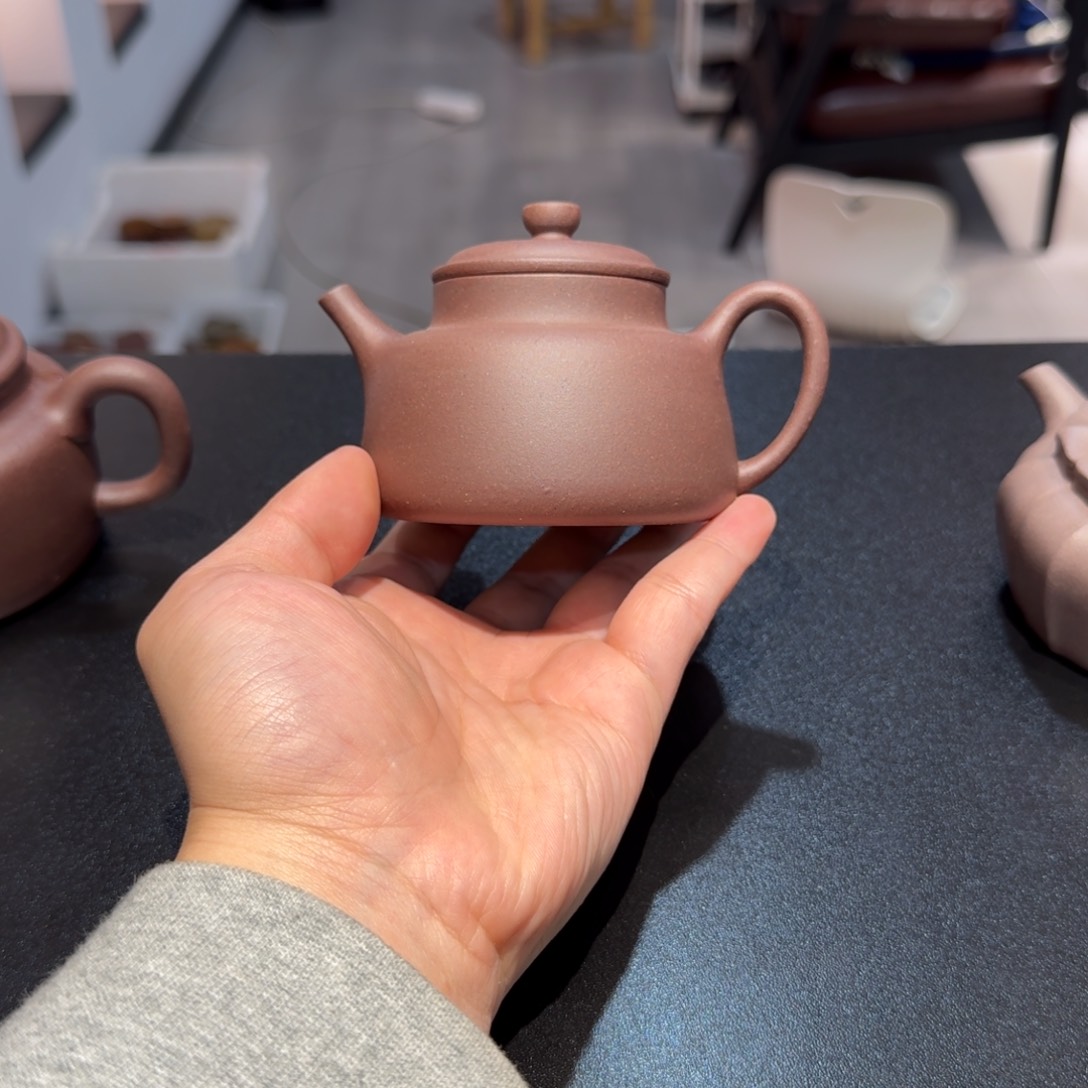 紫砂茶壶鹰*底槽清微瑕