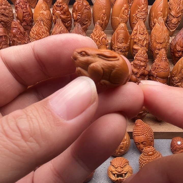 吊坠橄榄核17兔子