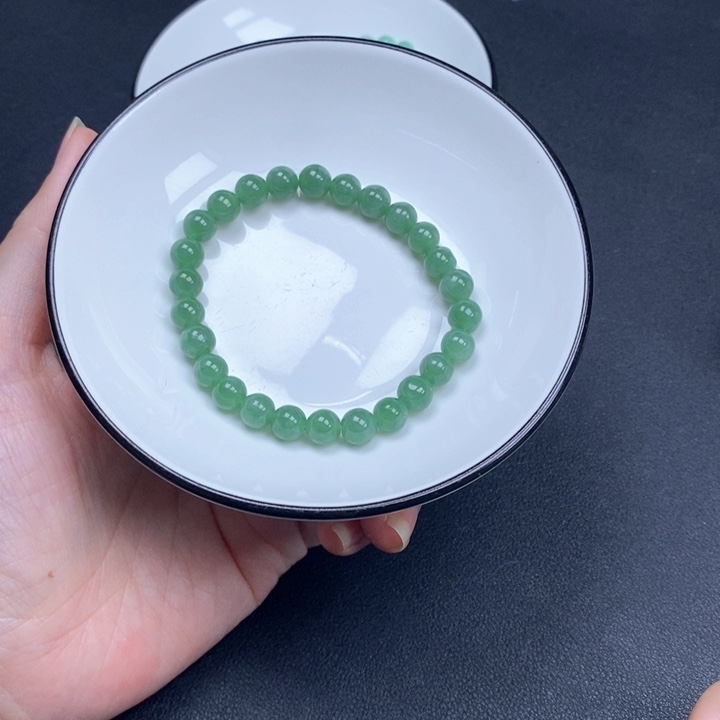 颈饰未镶嵌翡翠?***机翡翠