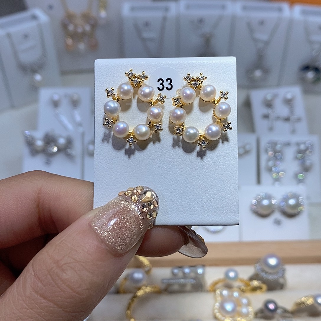 淡水珍珠未镶嵌耳饰