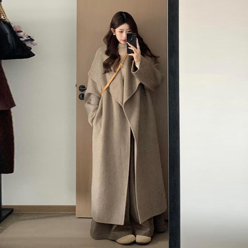 高级感双面毛呢大衣女秋冬2025年新款慵懒风中长款大翻领毛呢外套
