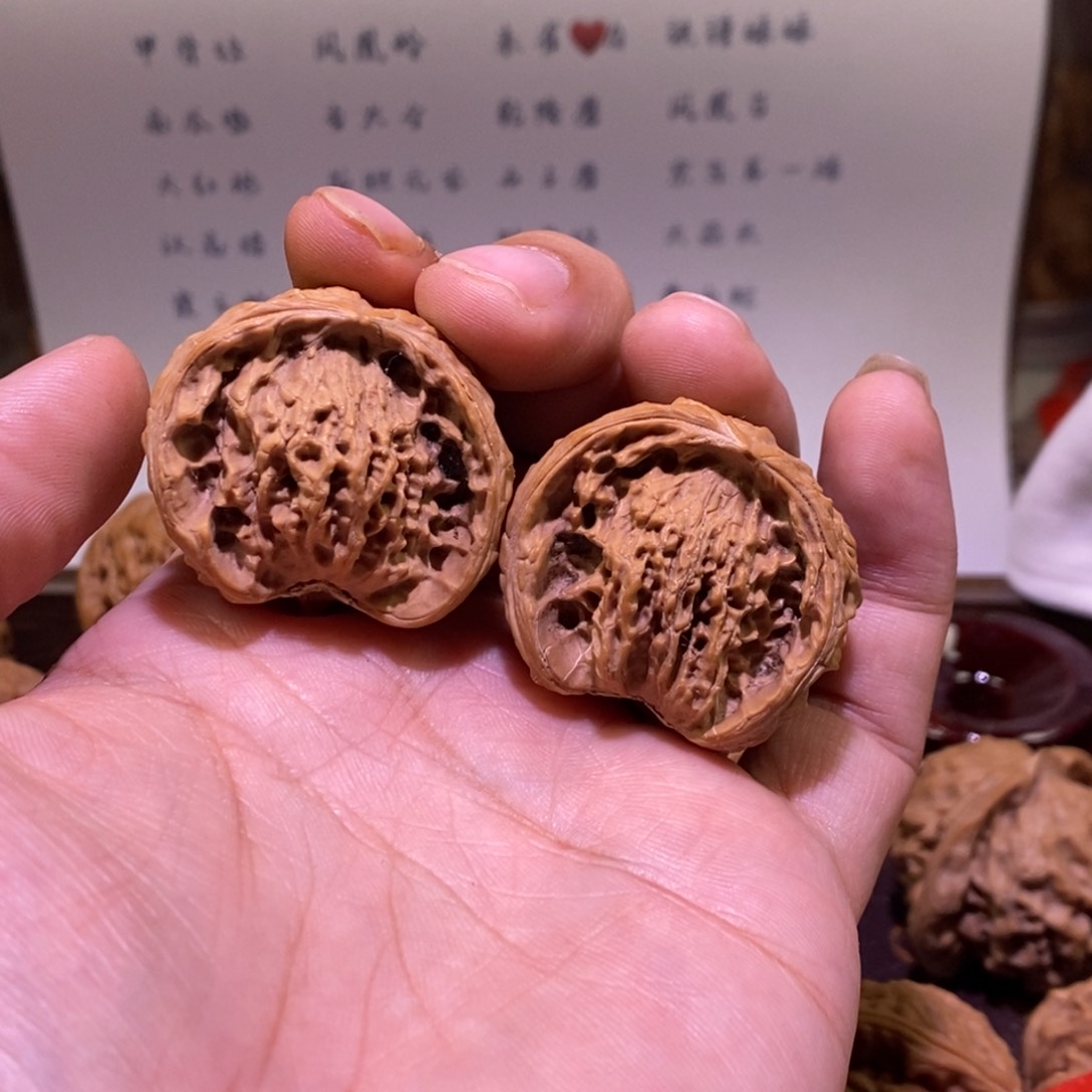 文玩核桃把件ı*ı小蛇头