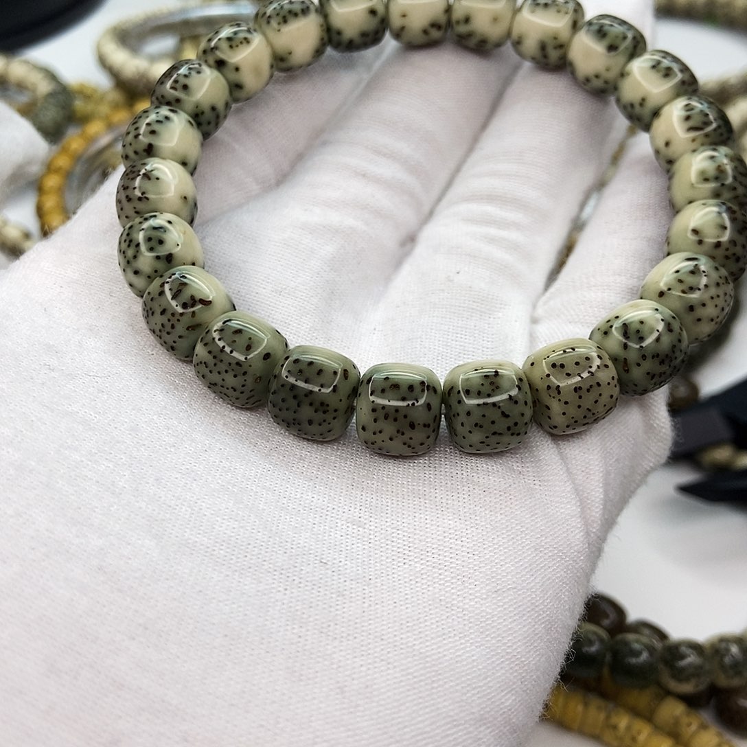 星月菩提吊坠原生态