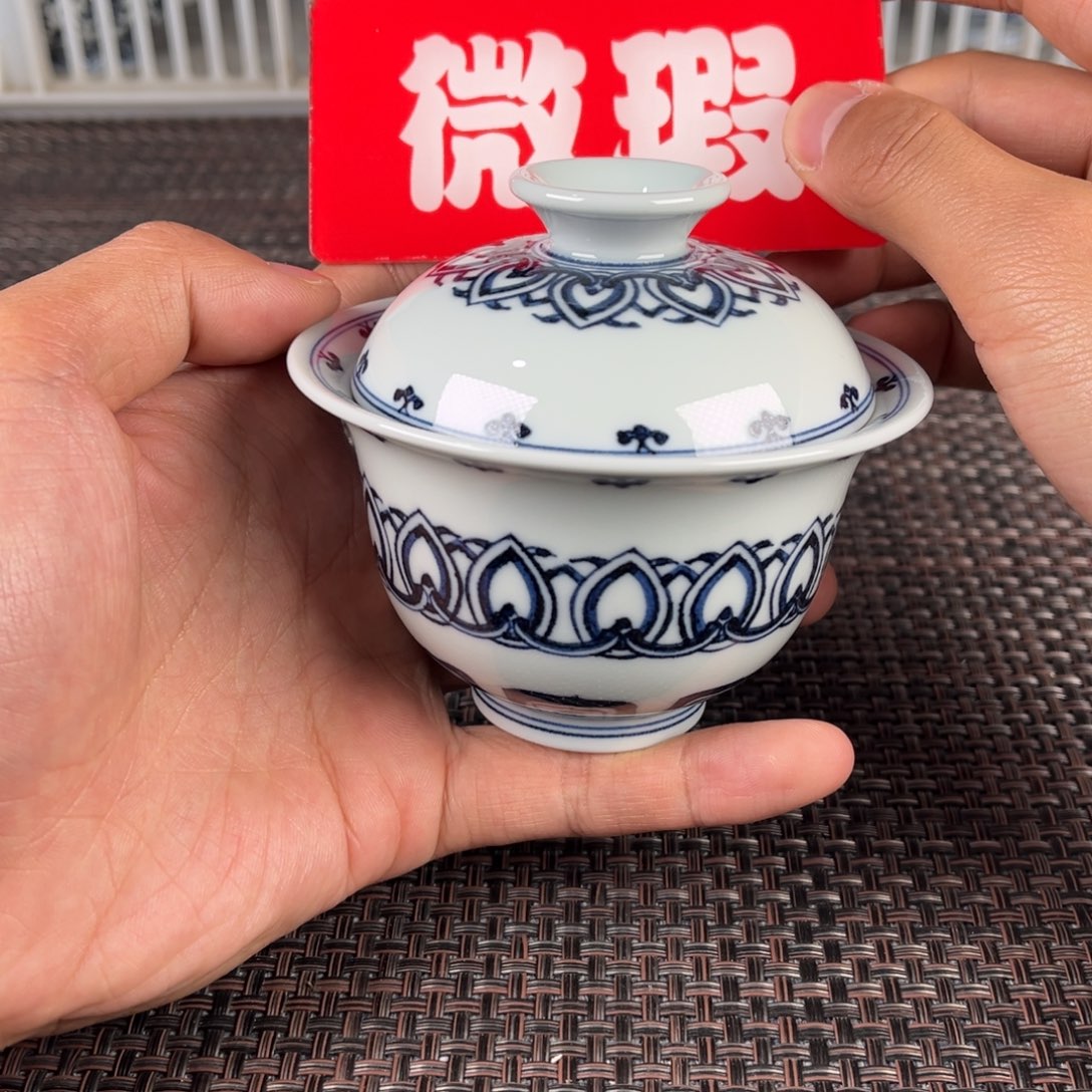 瓷片景德镇陶瓷杯子里