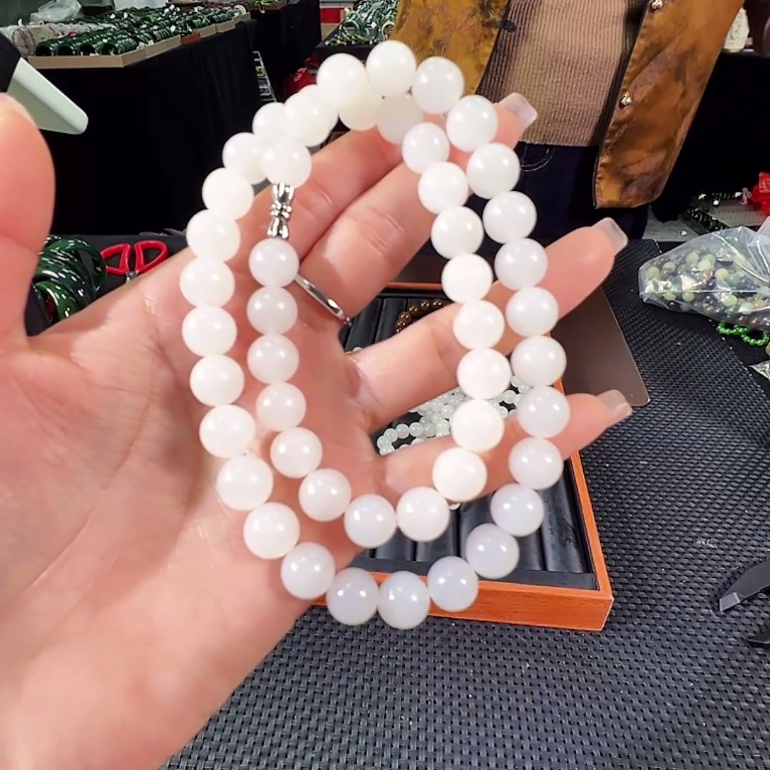 和田玉未镶嵌颈饰卡10白玉