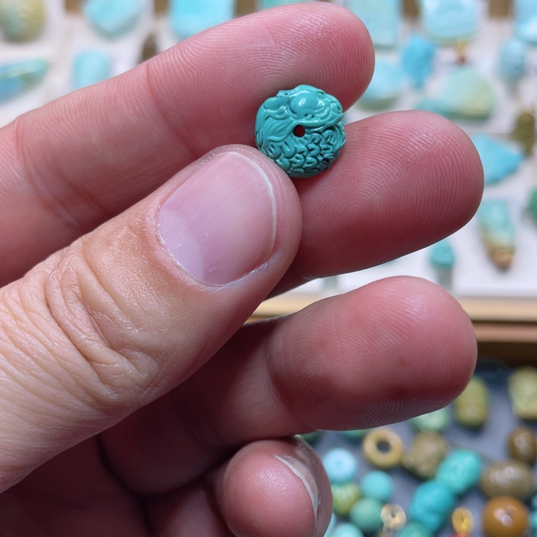 绿松石配饰未镶嵌