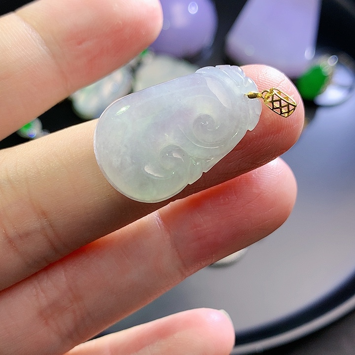 翡翠挂件18K金镶嵌h h h h h h h