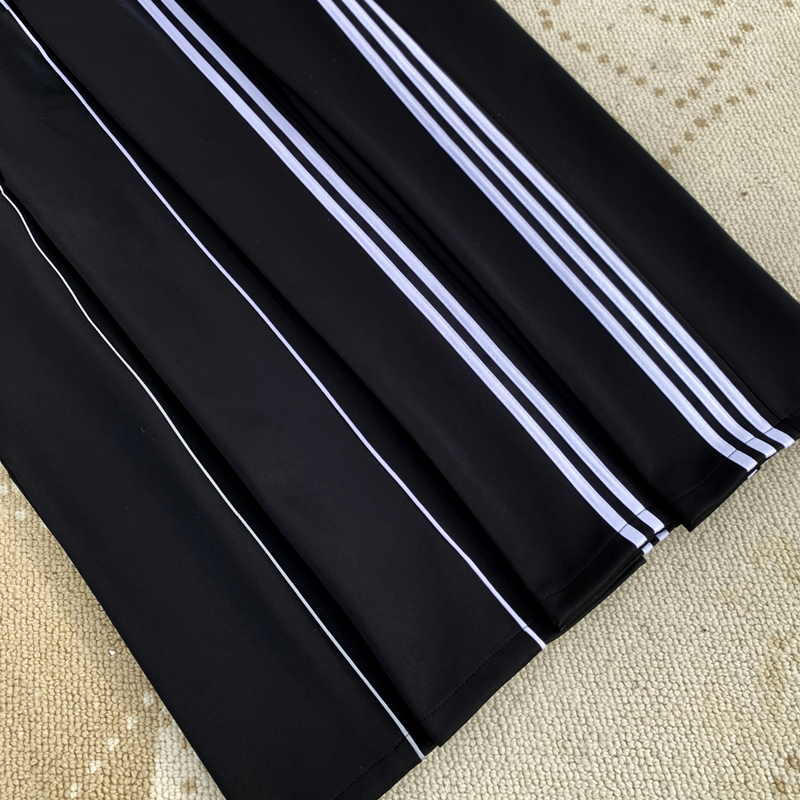 【现货】春秋款学生校裤黑色2条白杠学生运动南韩丝宽松直筒夏薄款