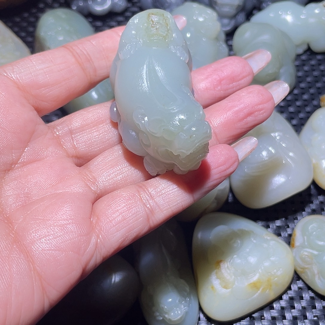和田玉（糖玉）未镶嵌挂件
