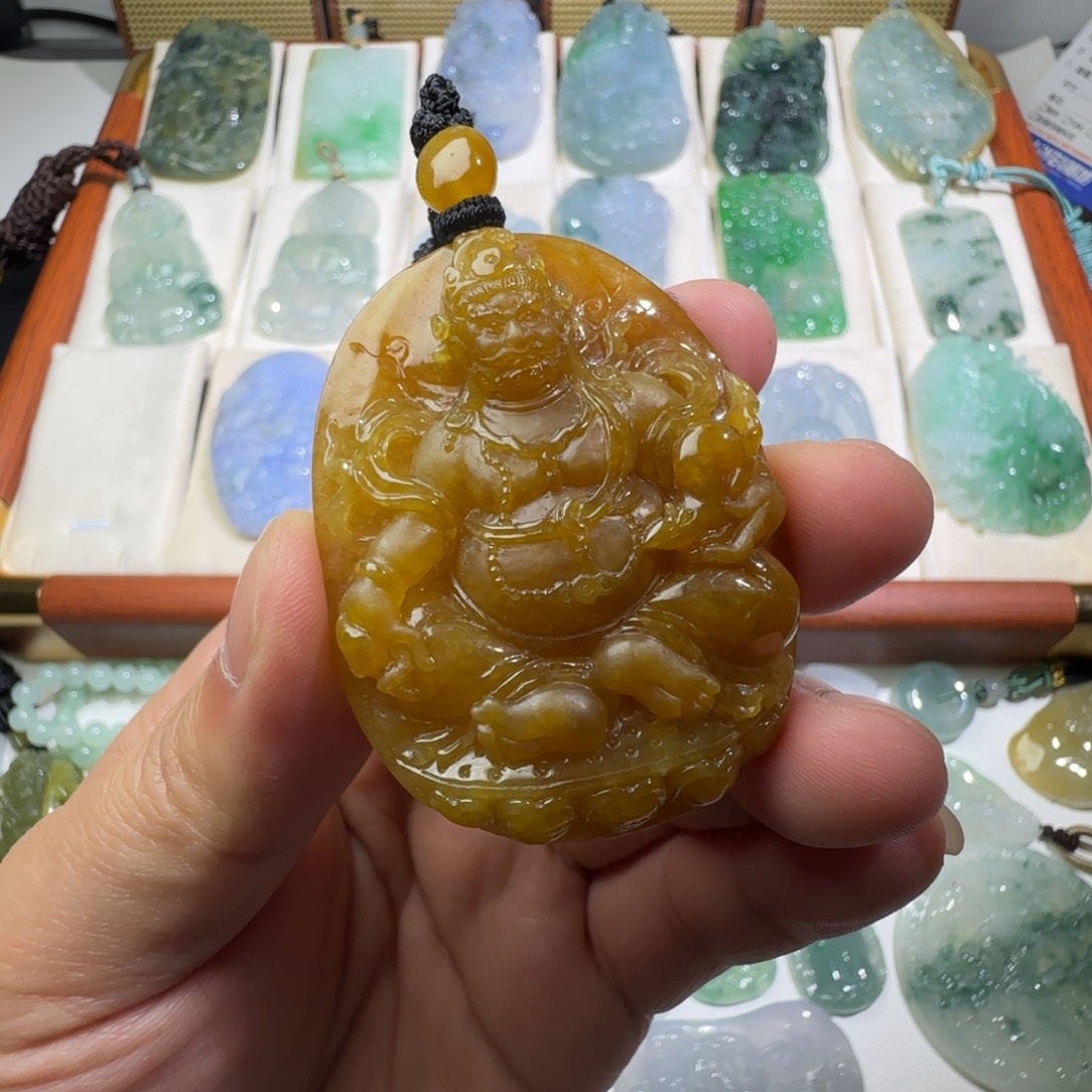 翡翠未镶嵌颈饰天然缅甸翡翠A货