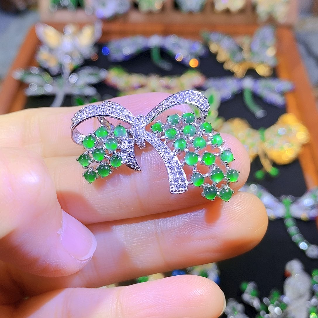 吊坠(不含链)银S925镶嵌翡翠