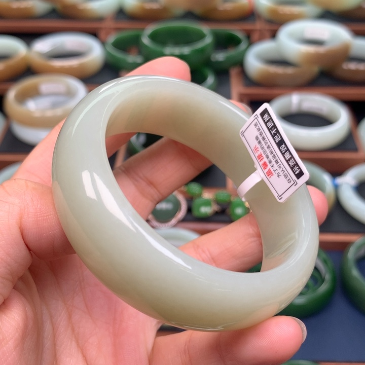 和田玉  手镯未镶嵌57