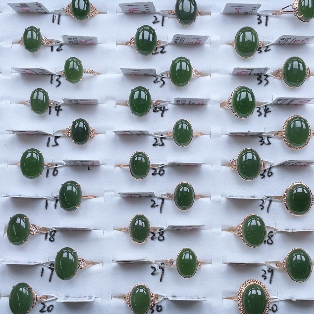 和田玉未镶嵌戒指