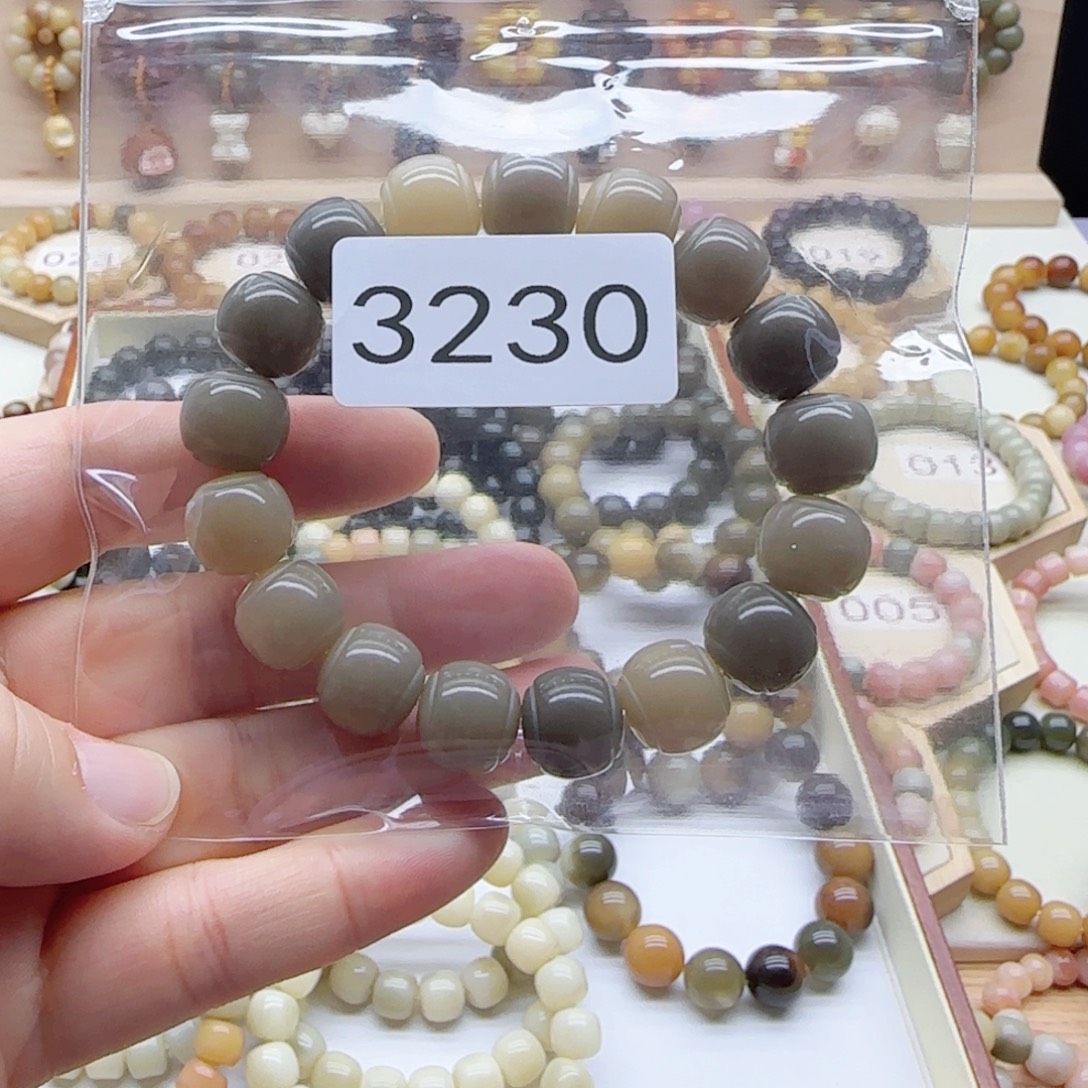 B***W菩提根/象牙果手串