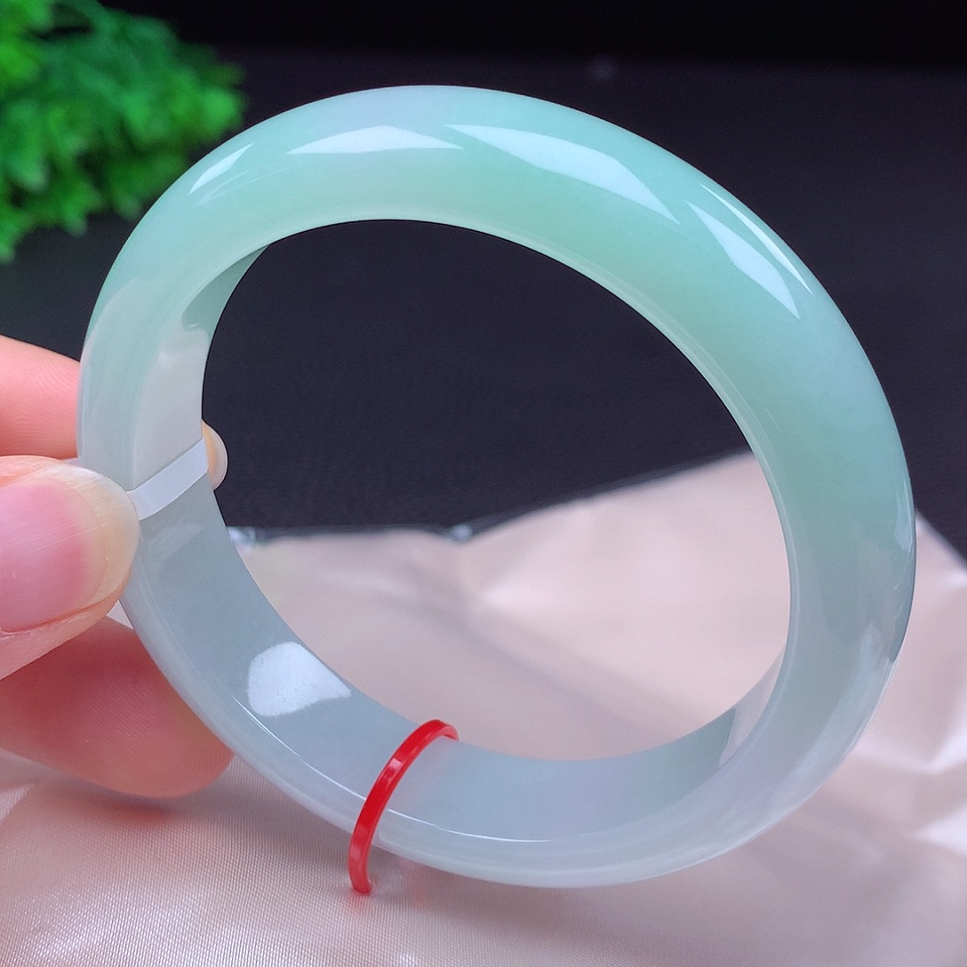 翡翠未镶嵌手镯58圈681301