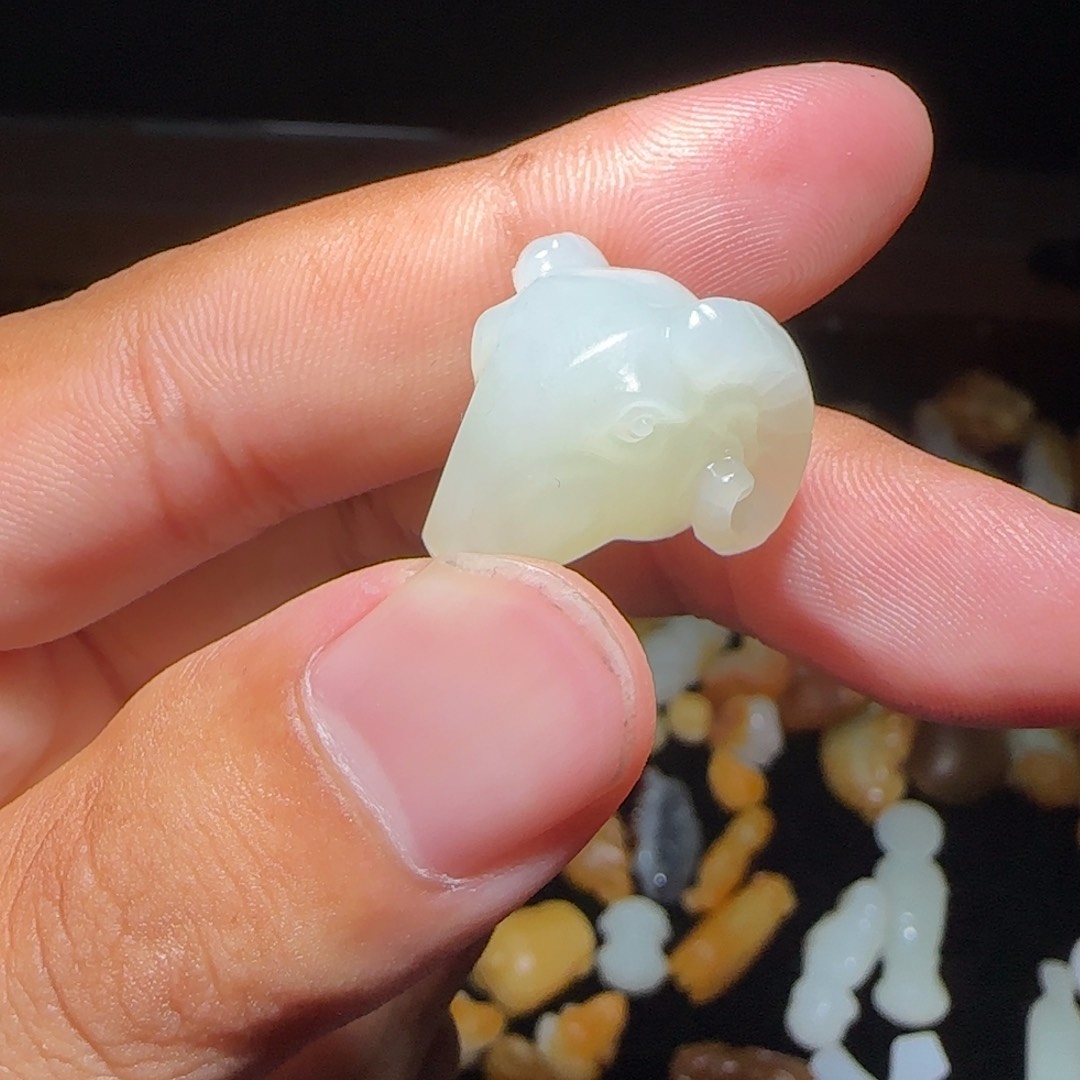 和田玉挂件未镶嵌