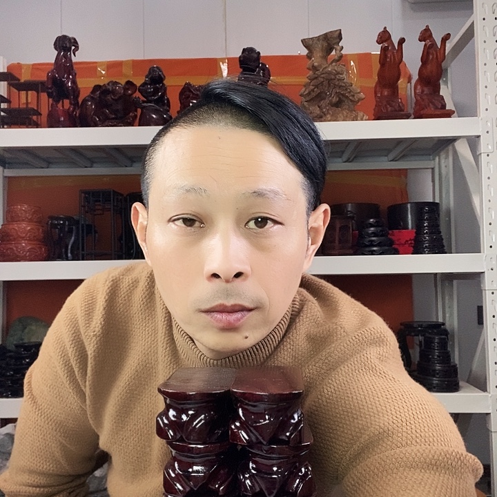 国***哥红木奇石底座马拉丝工艺品