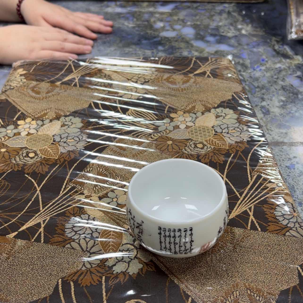 【闪购商品】丛*英陶瓷马克杯带盖勺