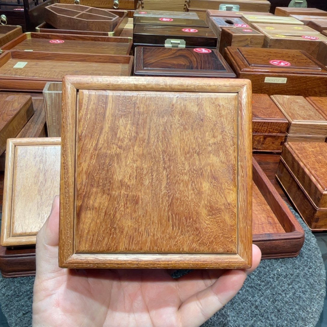 家具花梨木类缅花抽拉盒