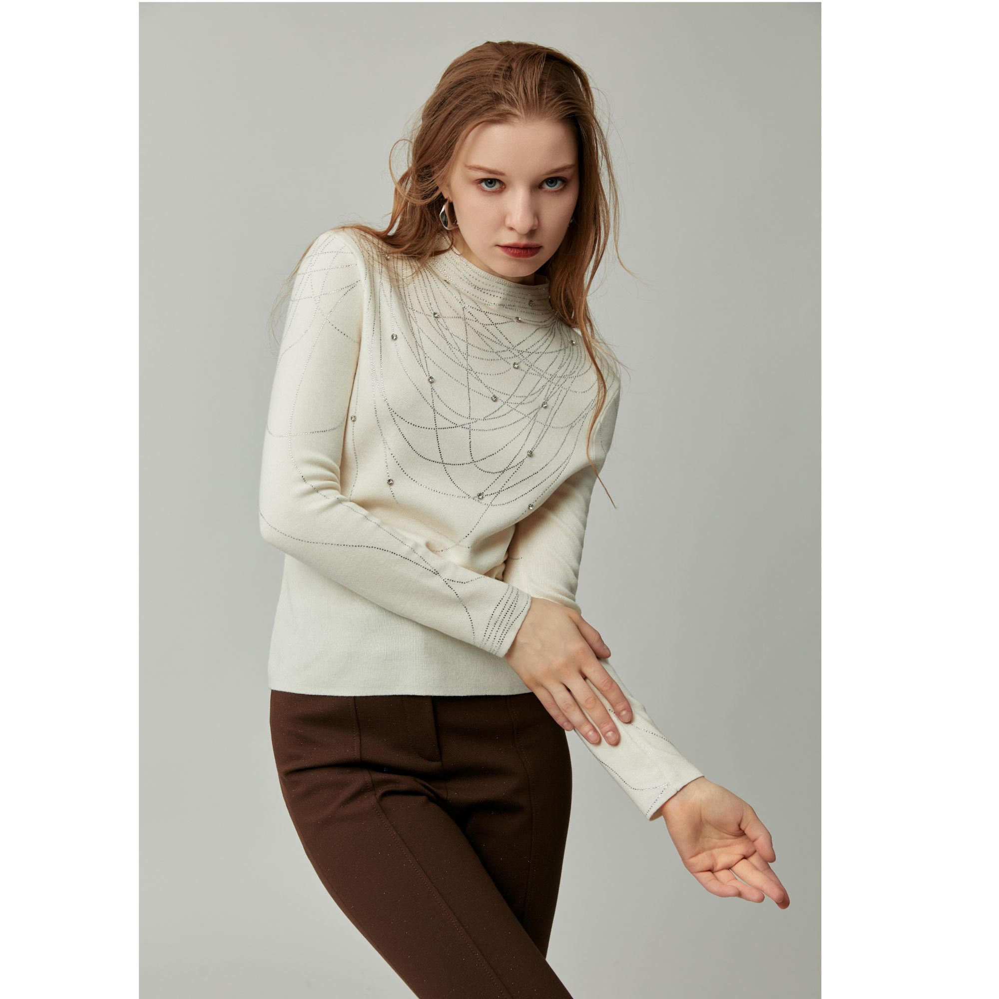 SAFICOO  85403620  时尚气质  修身百搭款 白色毛织衫