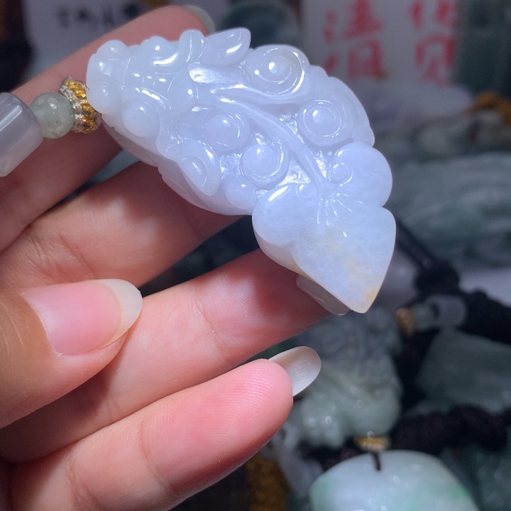 翡翠未镶嵌颈饰保真天然A货翡翠