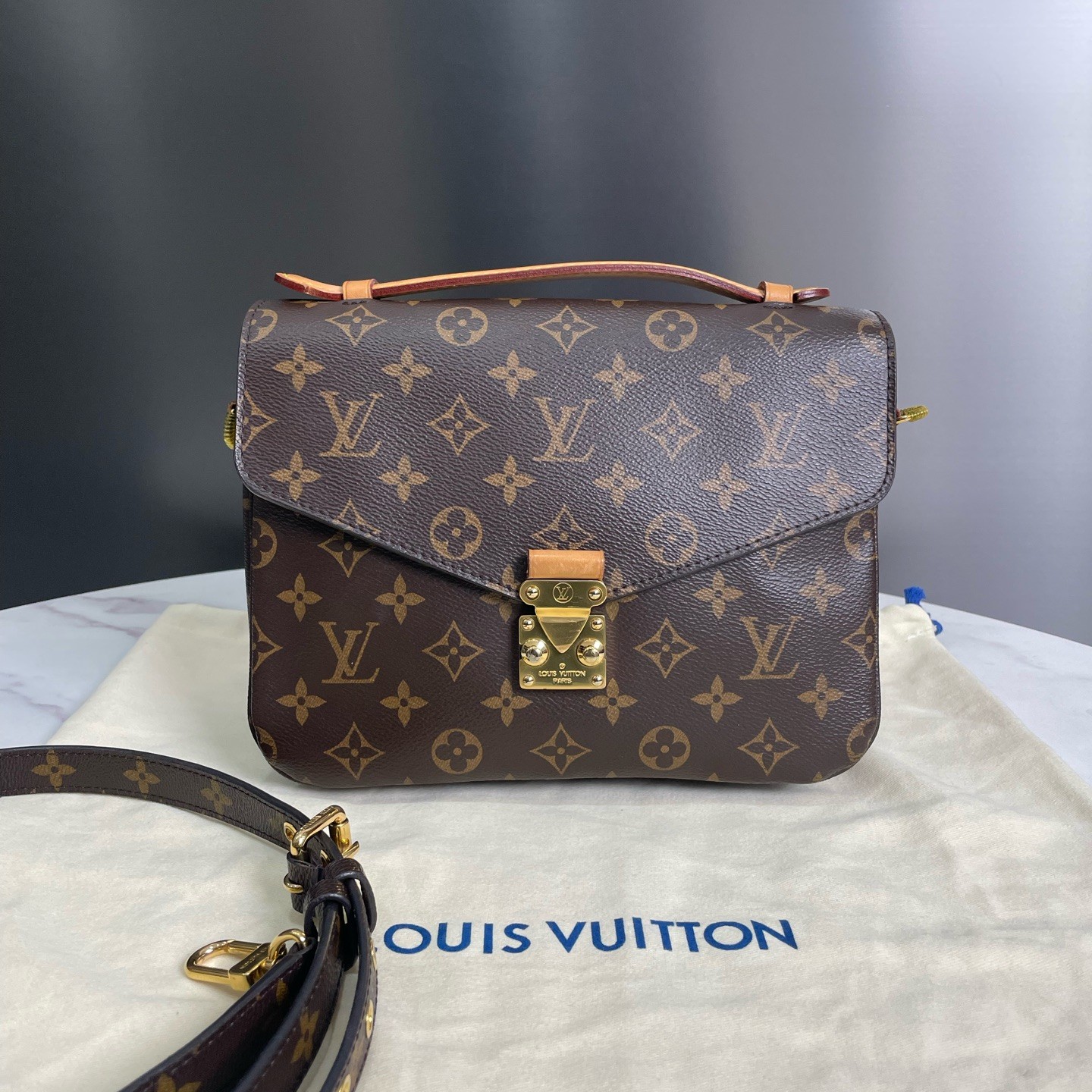 95新 LouisVuitton/路易威登 经典复古邮差包16788589
