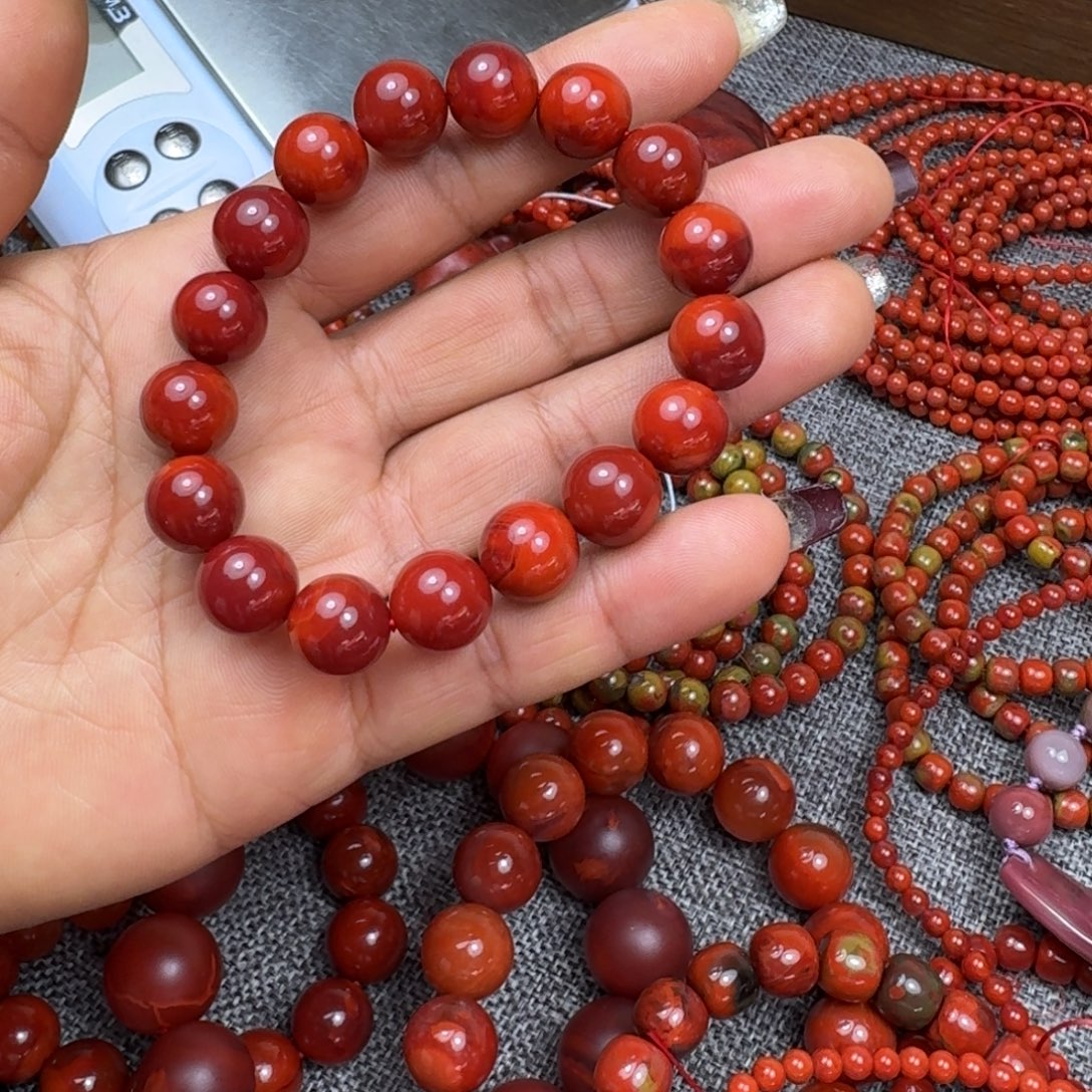 南红玛瑙未镶嵌手链