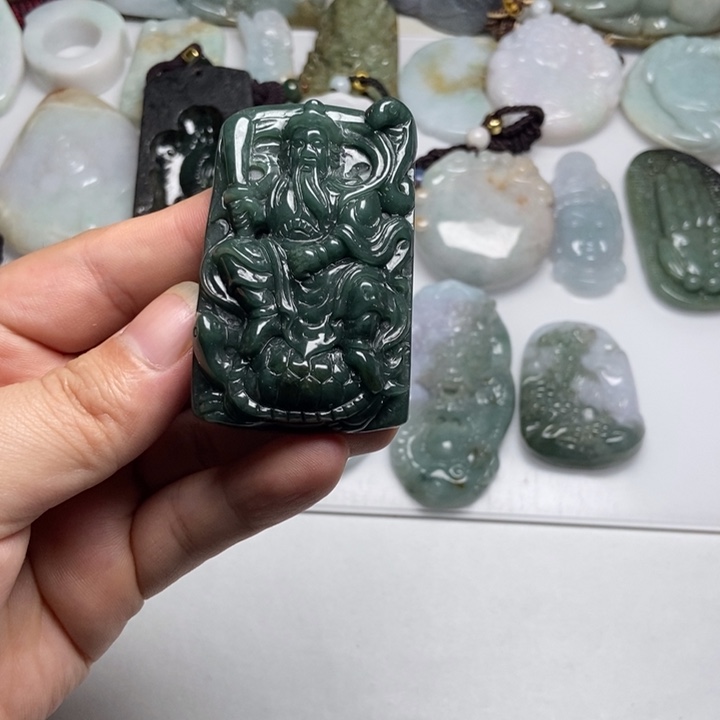翡翠未镶嵌颈饰玄天大帝27