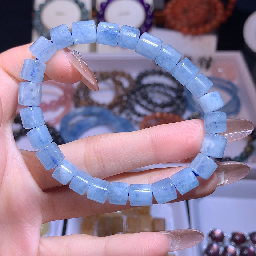 水晶手串未镶嵌海蓝宝7mm桶珠