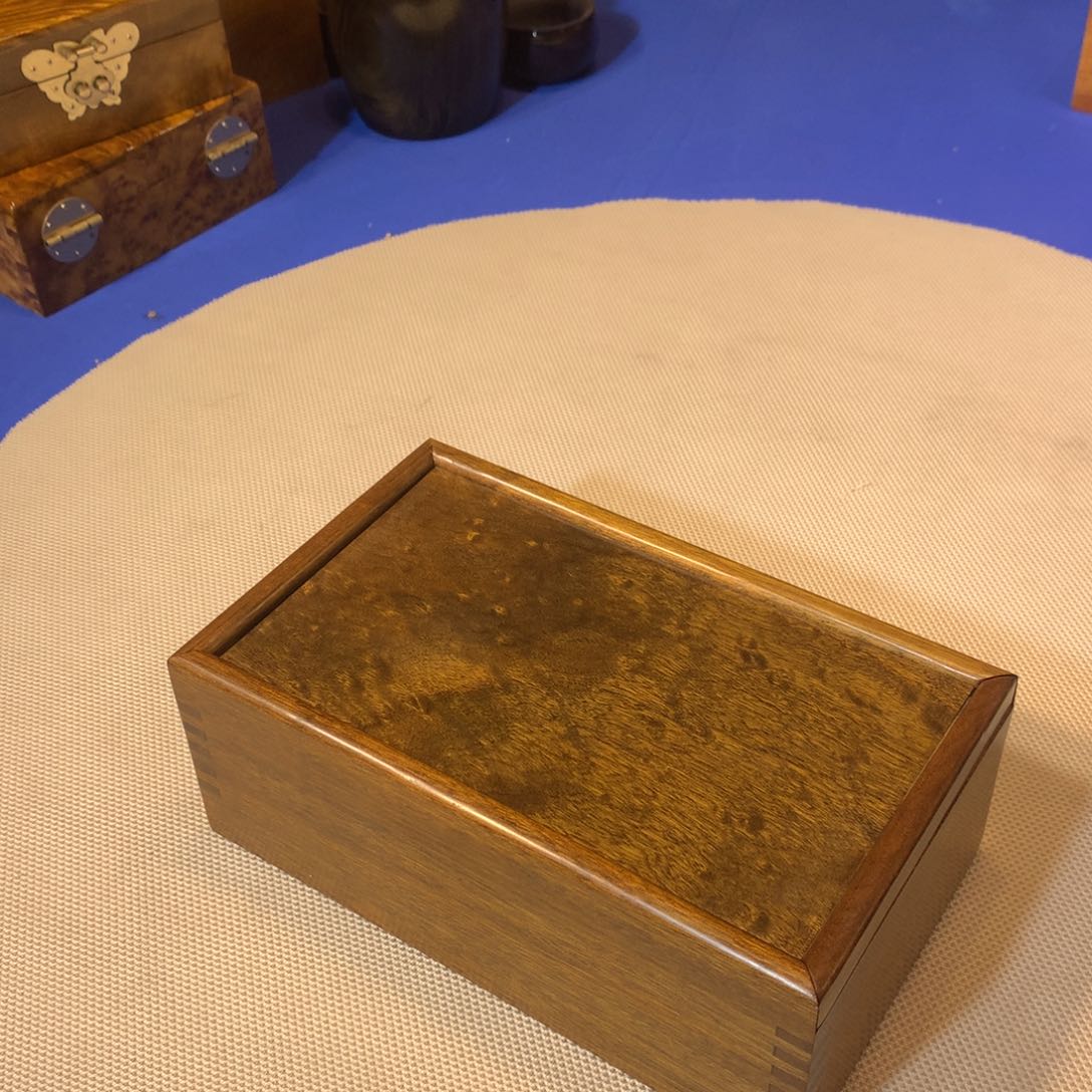 金丝楠阴沉木盒子