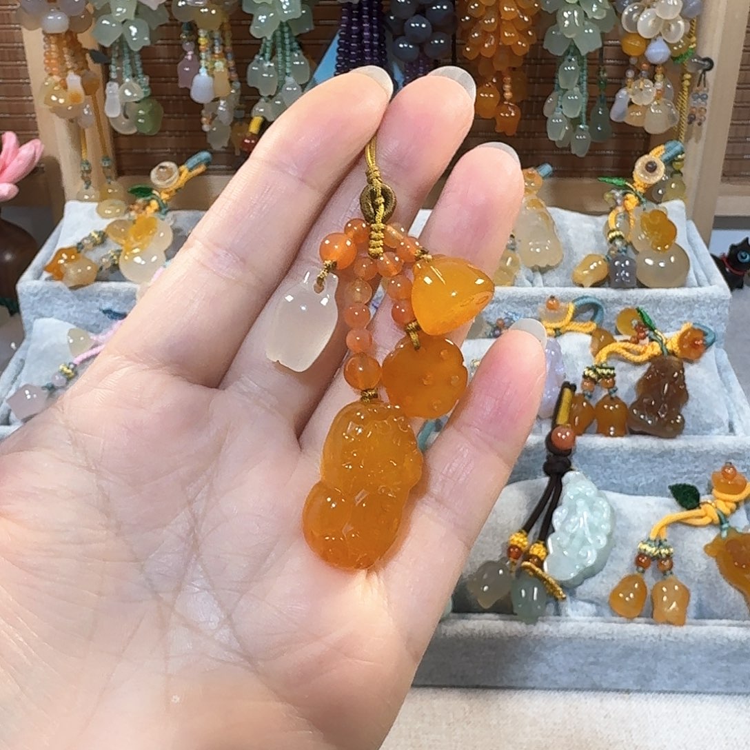 玛瑙/玉髓挂件福利通货料不挑不拣带有包容点未镶嵌