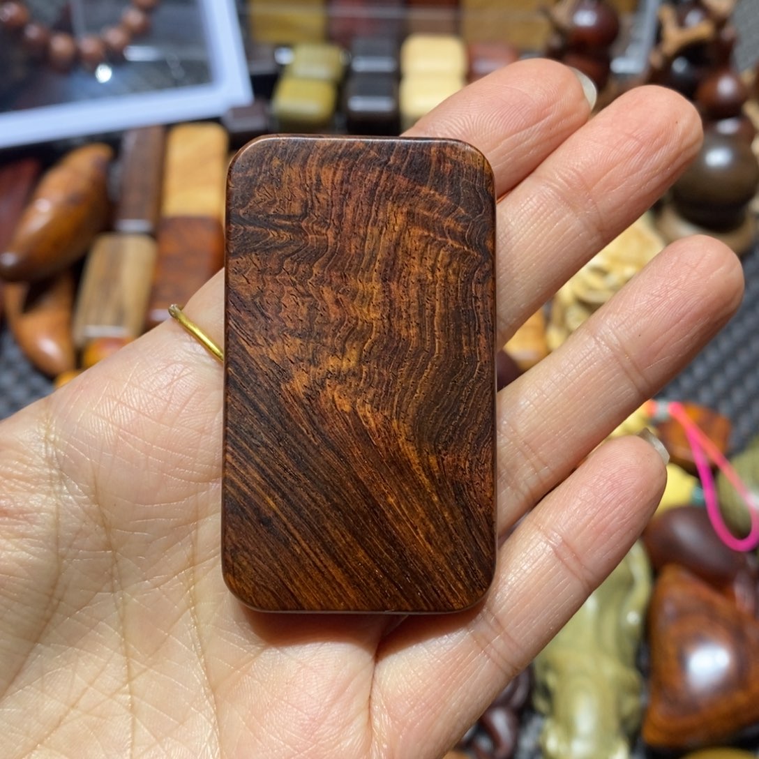 黄花梨/降香黄檀?***?黄花梨牌子一个