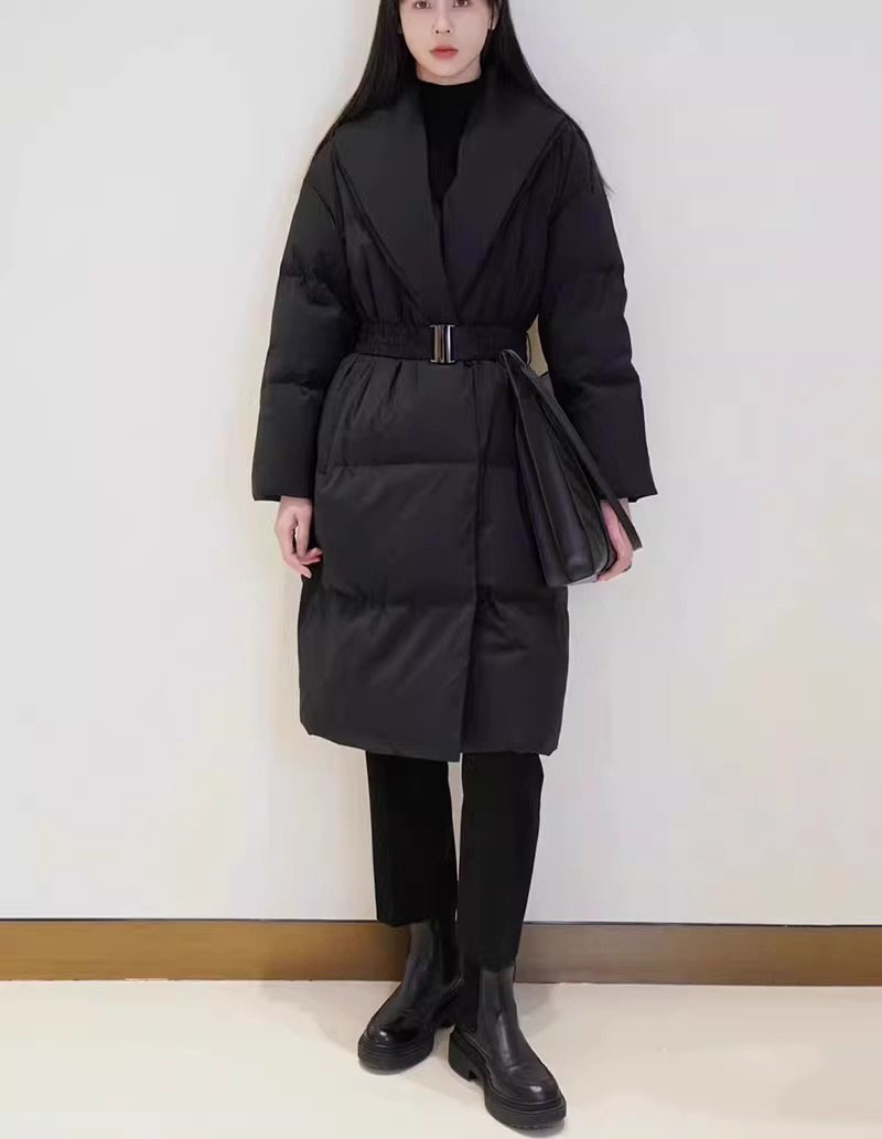 I小禾同款黑色中长款宽松收腰羽绒服