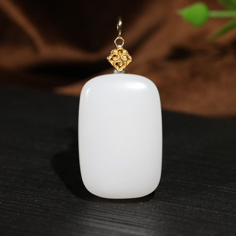 【叶叶珠宝】611和田玉新疆白玉平安无事牌+18k金镶嵌 33*22*11mm
